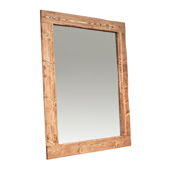 spiegel walnoot van hout gemaakt