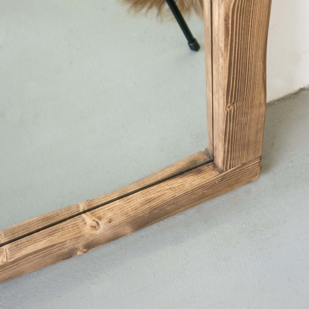 spiegels houten lijst