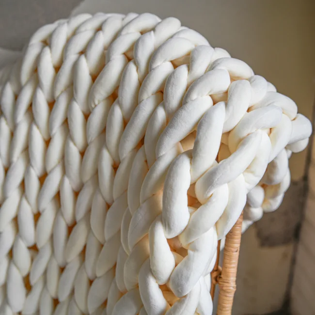 woondeken grof gebreid roomwit