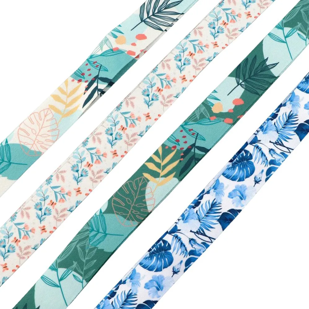 keycord met pashouder leafs 4 keycord met pashouder leafs