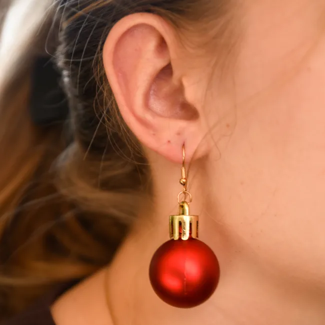oorbellen kerstbal rood
