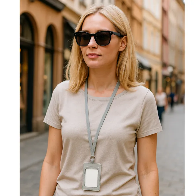 keycord met pashouder grijs vegan leer