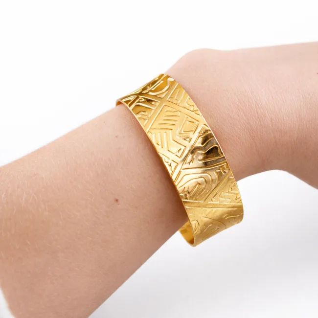 golden rebel cuff armband